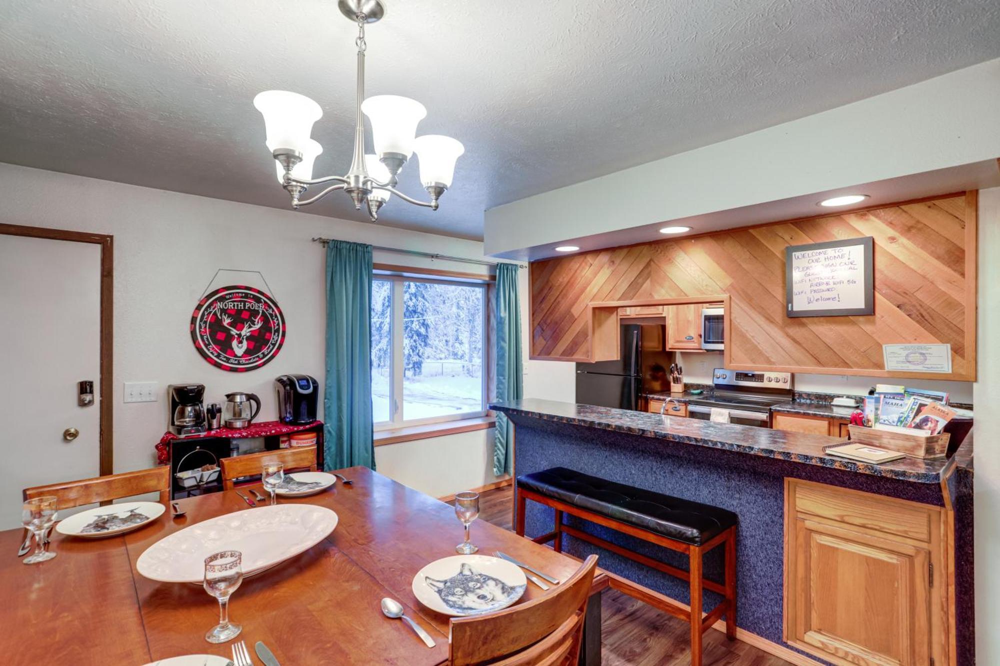 North Pole Escape With Deck And Aurora Lights Views! Villa Exterior photo